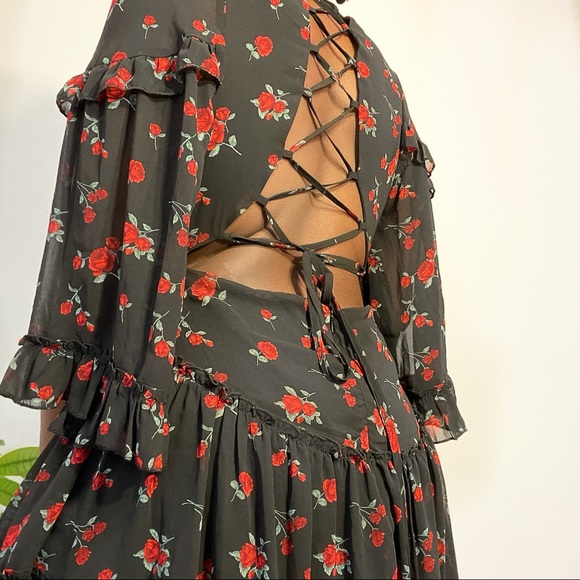 BLACK FLORAL PIXIE DRESS - Picture 3 of 3